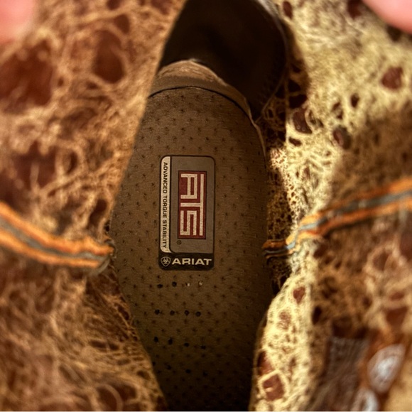 Ariat Dahlia Distressed Tooled Leather Western Cowboy Ankle Boots Womens 8.5 B - Picture 7 of 9